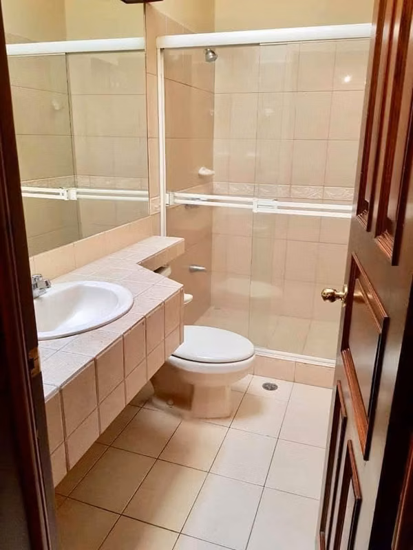 Casa en Moravia/condominio-amenidades-familiar