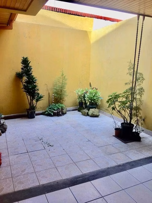 Casa en Moravia/condominio-amenidades-familiar