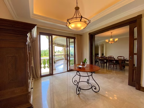 Casa en Venta en Santa Ana | 827 m² | Vista al Valle