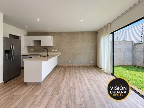 Casa de 2 Habitaciones con Línea Blanca en Bali Guachipelín