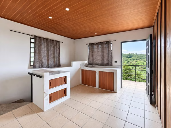 HERMOSO LOTE DE UNA HECTAREA EN CASCAJAL DE CORONADO