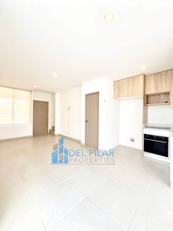 Alquiler de hermosa casa con jardín