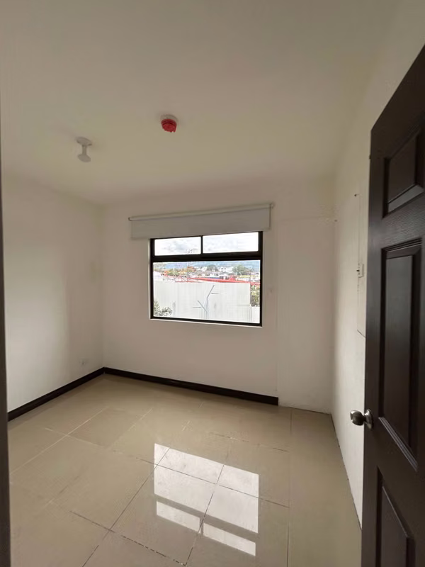 Alquiler de Apartamento en Condominio Torres de Monte Rey. San José