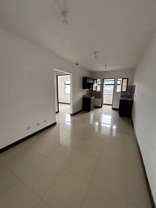 Alquiler de Apartamento en Condominio Torres de Monte Rey. San José