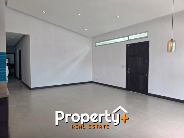 Venta de Apartamento en Santa Ana - 2 habitaciones - Mezanine - Terraza - Fácil acceso