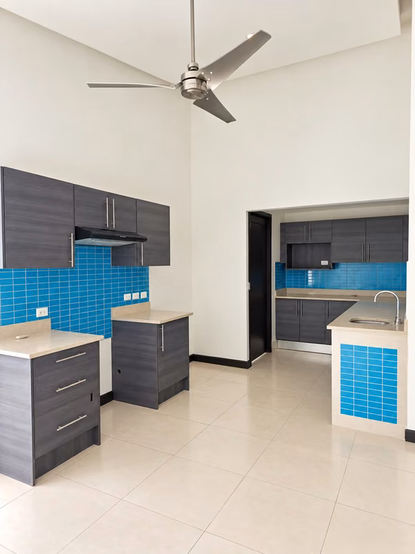 Venta de Apartamento en Santa Ana - 2 habitaciones - Mezanine - Terraza - Fácil acceso