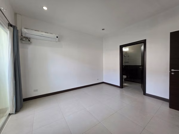 Venta de Apartamento en Santa Ana - 2 habitaciones - Mezanine - Terraza - Fácil acceso