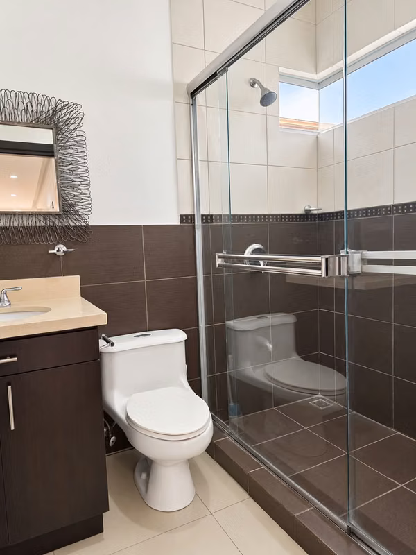 Alquiler de Apartamento en Santa Ana - 2 habitaciones - Mezanine - Terraza - Fácil acceso