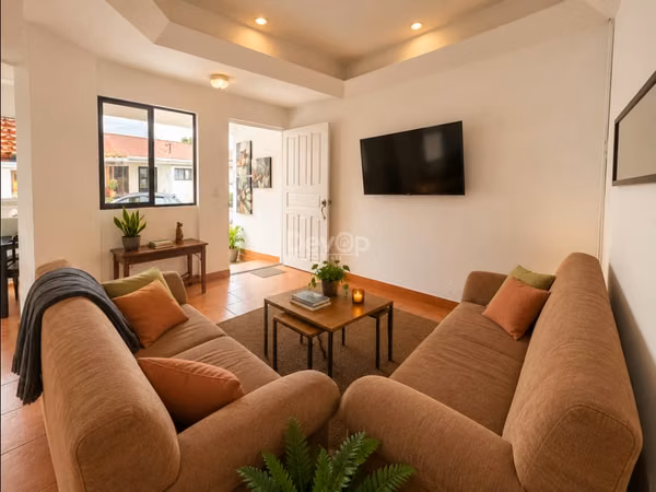 Casa en condominio en Pavas – 50 millones