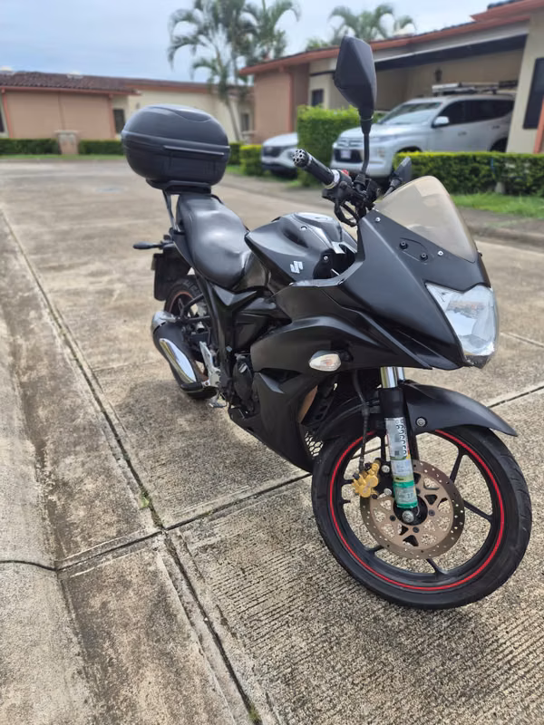 Gixxer sport