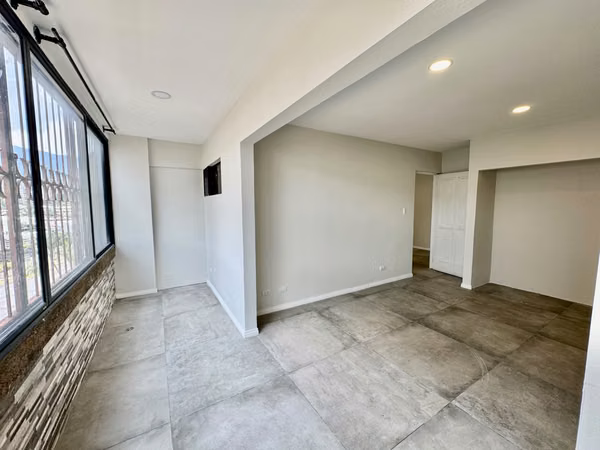 Alquiler Apartamento en Trejos Montealegre