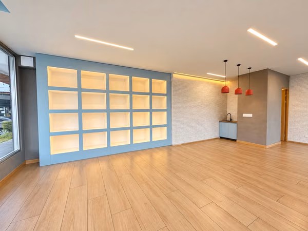 ALQUILER LOCAL COMERCIAL EN ESCAZU