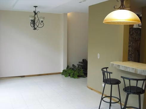 ALQUILO CASA LOMAS AYARCO SUR