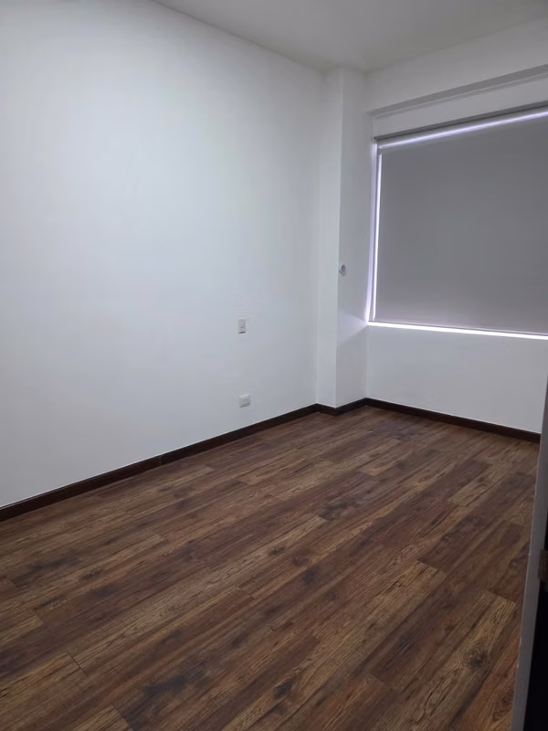 Se Vende Hermoso Apartamento en Condominio Allegro en Lagunilla de Heredia.