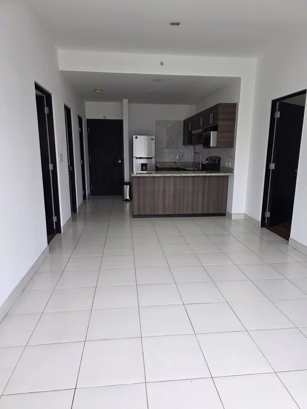 Se Vende Hermoso Apartamento en Condominio Allegro en Lagunilla de Heredia.