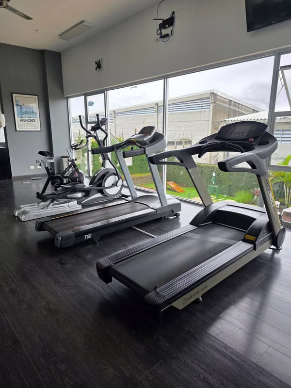 Se Vende Hermoso Apartamento en Condominio Allegro en Lagunilla de Heredia.