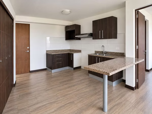 ALQUILER DE APARTAMENTO EN CONDOMINIO BELLA VISTA, 2 HABITACIONES, 1 PARQUEO