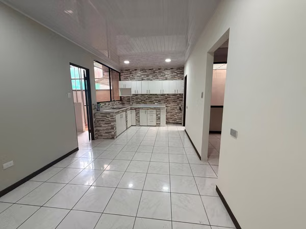 Venta Casa /Local Comercial Barrio Vasconia | 257mts2