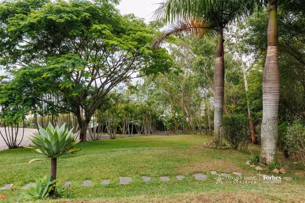 20989 - Residencia de Lujo en Venta en Escazú con Vistas al Valle