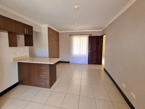 Apartamento en Torres del Sol · La Unión, Cartago · 2 hab · 57 m²