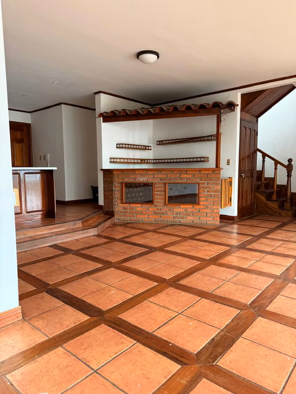 VENTA / ALQUILER DE AMPLIA CASA EN CANOAS DE ALAJUELA