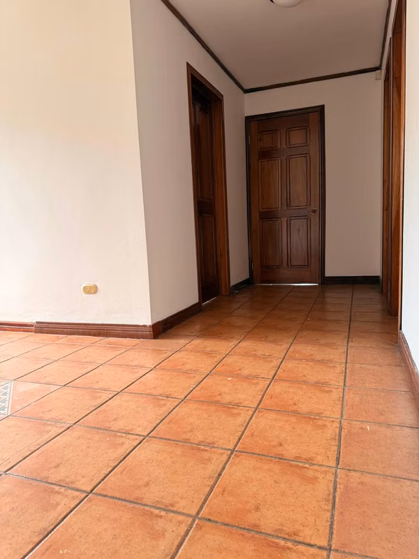 VENTA / ALQUILER DE AMPLIA CASA EN CANOAS DE ALAJUELA