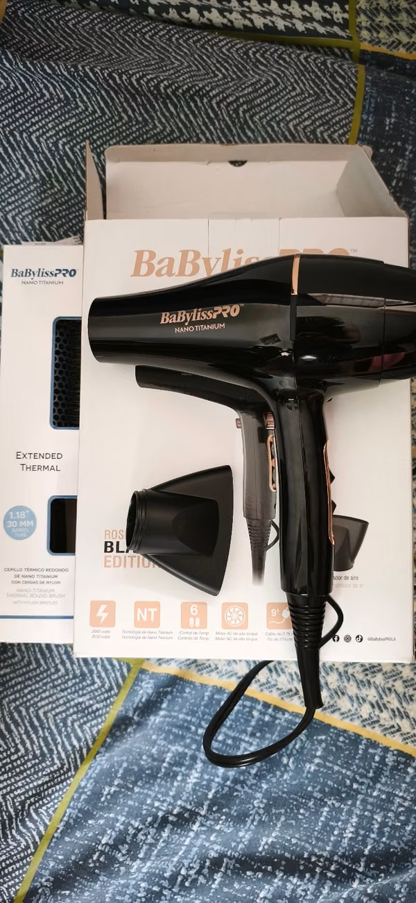 Babyliss Pro Dryer + Thermal Brush
