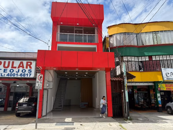 Local Comercial de 235 m² en Calle Principal de Guadalupe, San José (JMA)