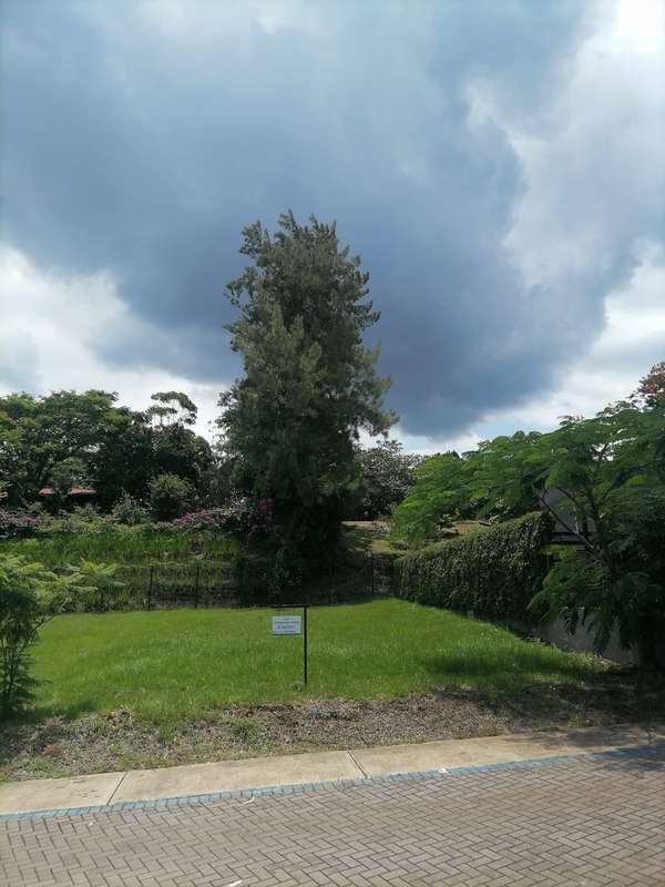 Beautiful Lot in Altabrisa Condo, 250 m2, fully flat, ready to build. Lot # 7.