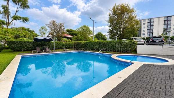 Venta de Apartamento en Curridabat-Granadilla. 26-1809