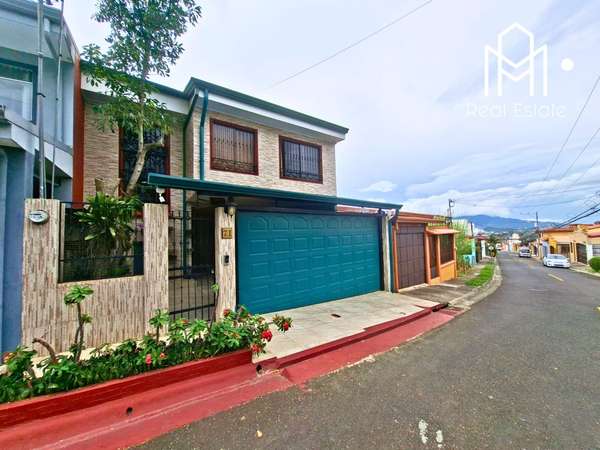 Casa A La Venta En Barreal De Heredia