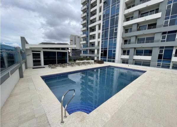 Se alquila Apartamento, Condominio Vertical