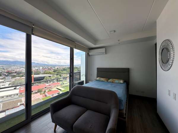 Estudio Amoblado en Alquiler en Rohrmoser | Frente al Parque del Café | Piso 11