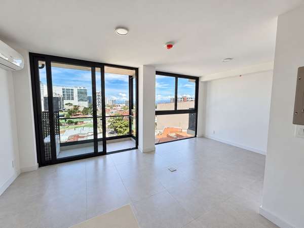 ALQUILER DE ESTUDIO EN SKY GARDEN SABANA NORTE - SIN MUEBLES 