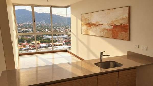 Apartamento semi amueblado en alquiler en Rohrmoser, piso 24 (ref : 44)