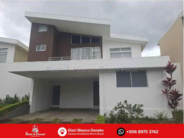 Se Vende Casa en Sabanilla de Montes de Oca