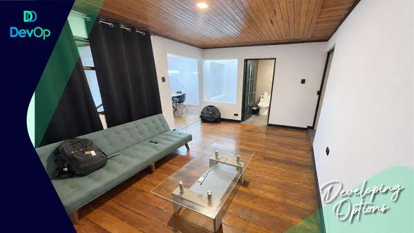 Alquiler apartamento 2 habitaciones en segundo nivel con cochera. Alajuela