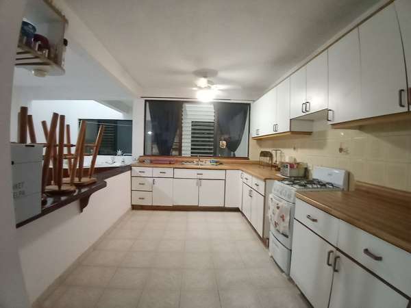 VENTA DE CASA EN ROHRMOSER, LA FAVORITA