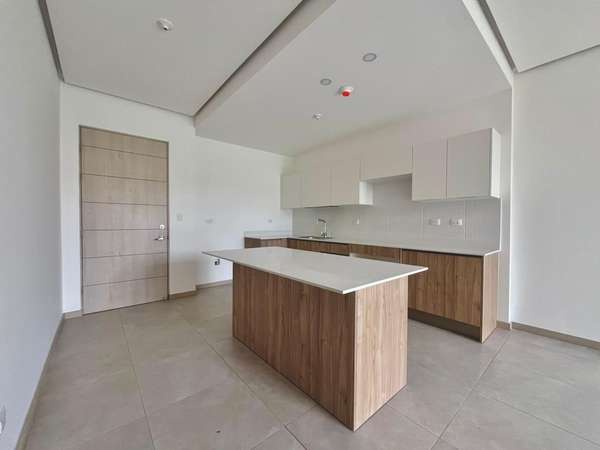 YA... Apartamento de estreno en Santa Ana con 2 habitaciones, terrazas y amenidades exclusivas.