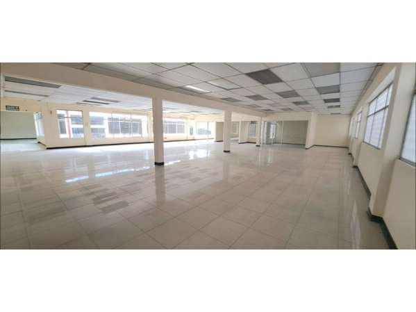 ALQUILER DE OFICINA EN EDIFICIO, SAN JOSE,CENTRO
