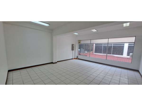 ALQUILER DE OFICINA EN EDIFICIO, SAN JOSE,CENTRO