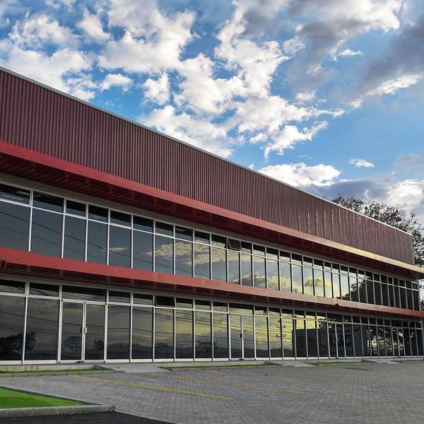 Ofibodega 1 en alquiler | 866,90 m² totales – Parque CLI