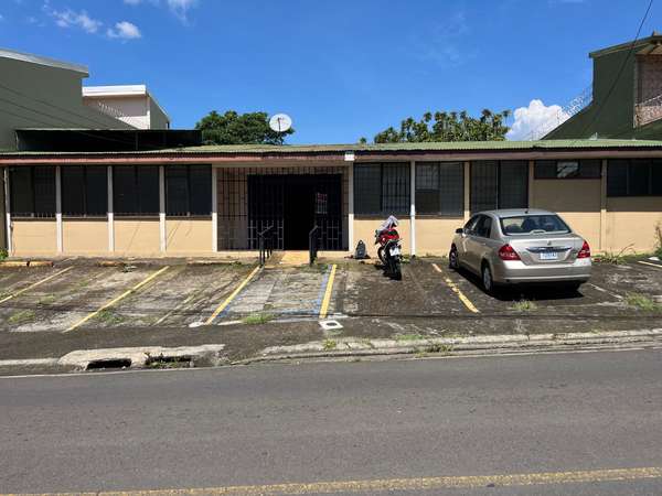 PROPIEDAD EN ALQUILER O VENTA DESAMPARADOS ALAJUELA, 600m2