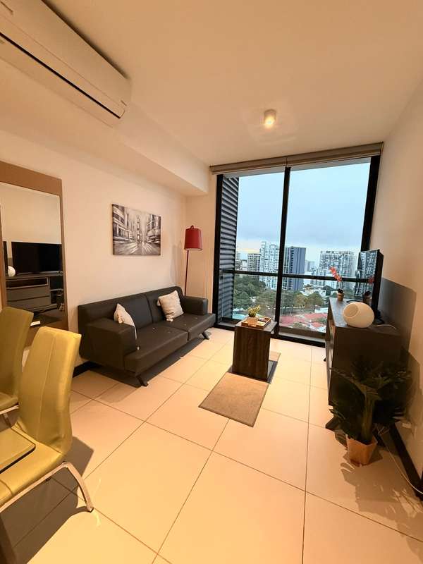 Apartamento amueblado de 1 dormitorio en piso 17 en Nunciatura con vistas y amenidades de lujo