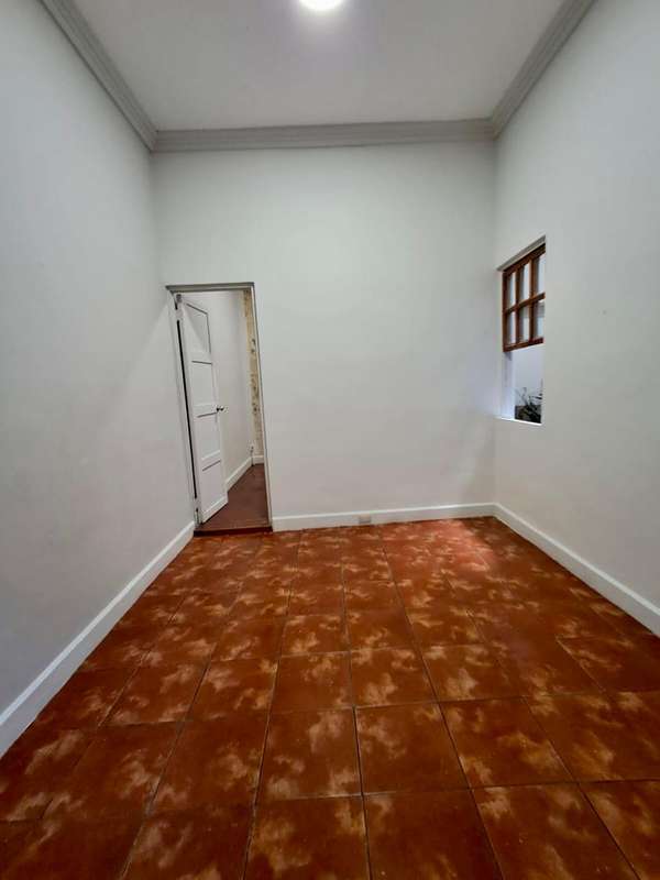 *Oportunidad**Barrio Amón, Oficina / TODOS SERV INC! $489 IVA incluido*