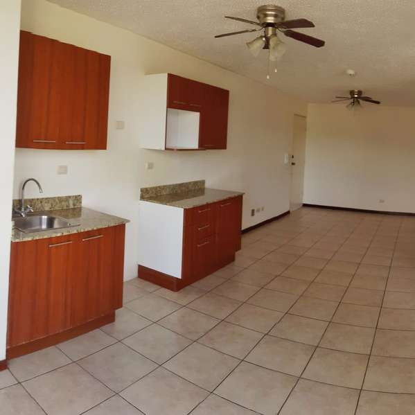 Condominio Paso Real, 2 dormitorios, 2 baños, 1 parqueo, San Rafael de Alajuela.