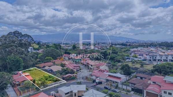 Lote en Residencial 1436m² Sabanilla Montes de Oca Ideal para Proyecto de Apartamentos o Casa Familiar noj1078
