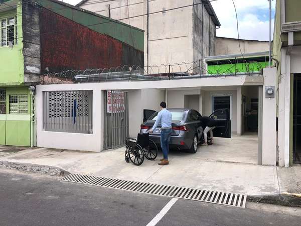Local comercial oficinas médico 
