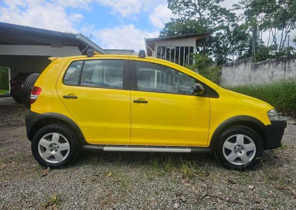 ¡VOLKSWAGEN CROSSFOX 2008 – ECONOMÍA Y FUERZA EN UN SOLO CARRO! 