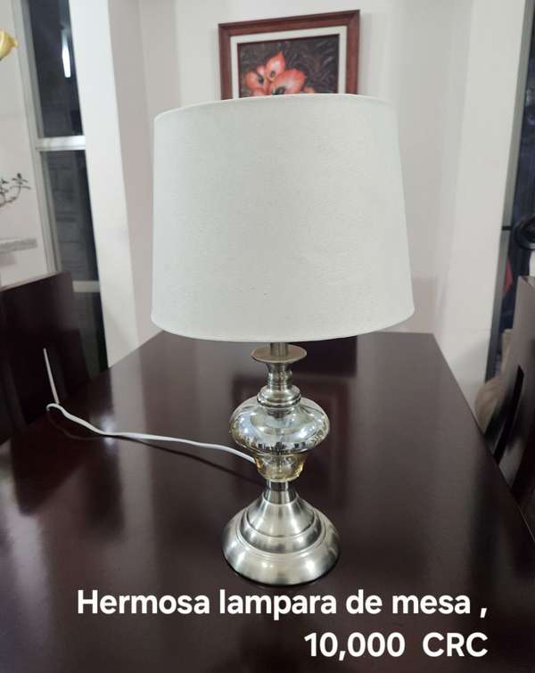 Lámpara de mesa